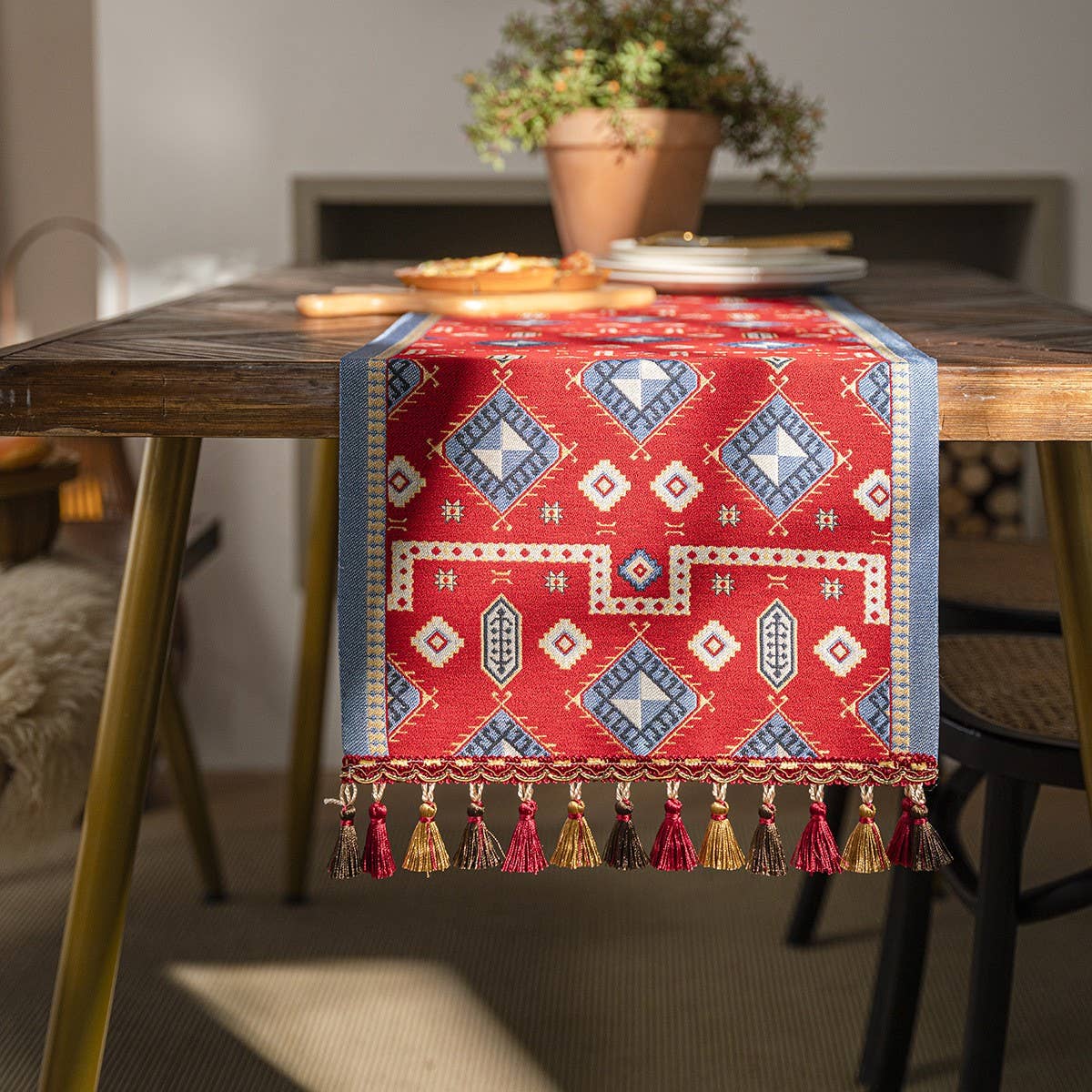 CONTRAST FABRIC FESTIVE TABLECLOTH_CWMM0998