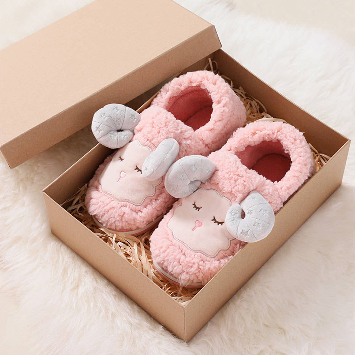 Women Cartoon Sheep Decor Fluffy Bedroom Slippers_Cwshs0241