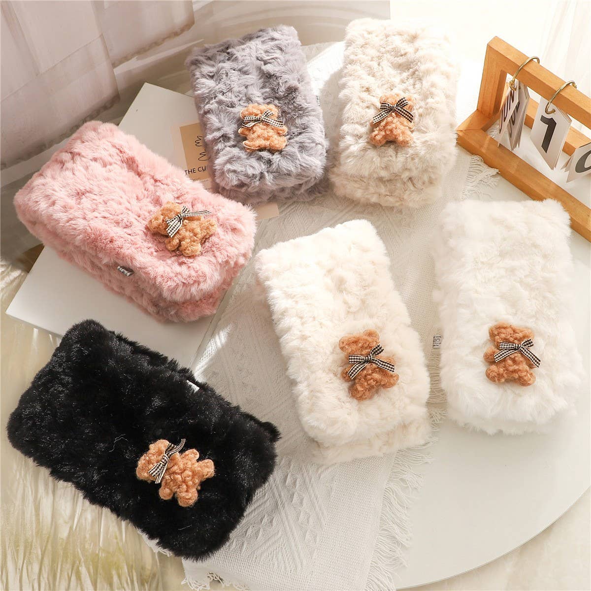 Cute Bear Embossed Warm Plush Scarf_Cwasc1253