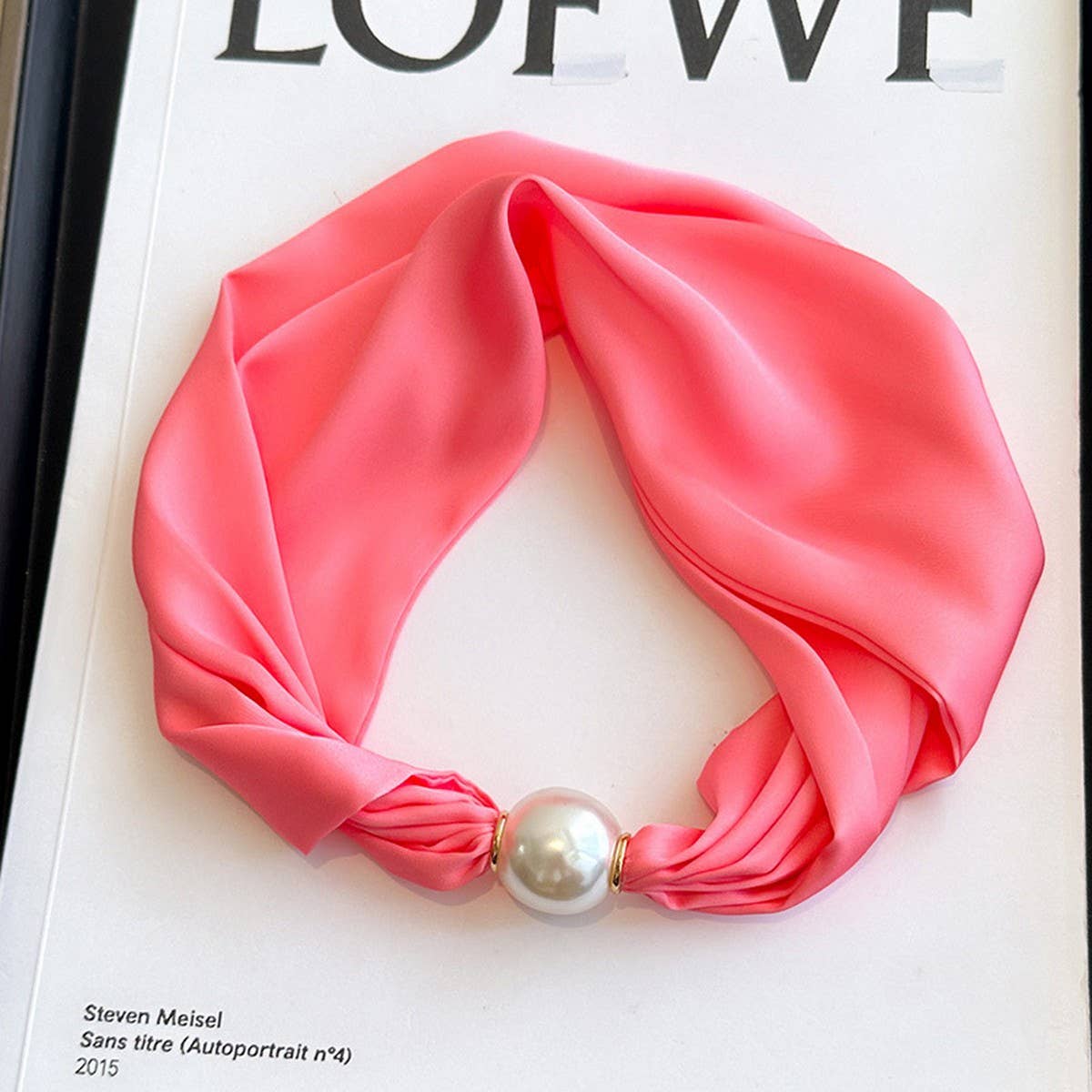 Pearl Magnetic Skinny Silk Neck Scarf_Cwasc03930