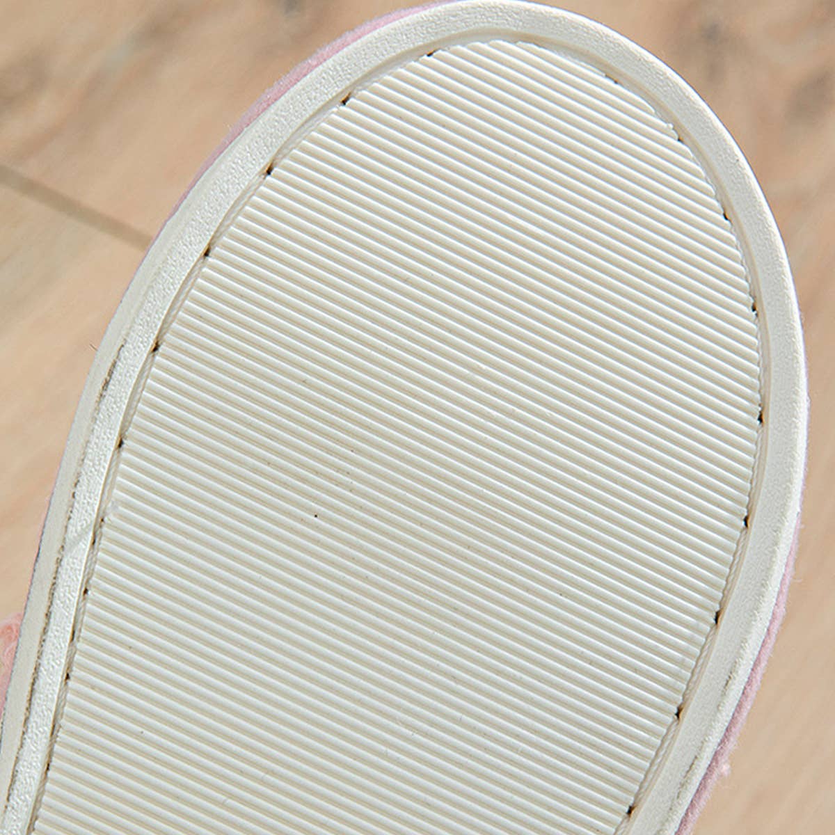 FURRY CROSS STRAP COTTON SLIPPERS_CWSHS0823