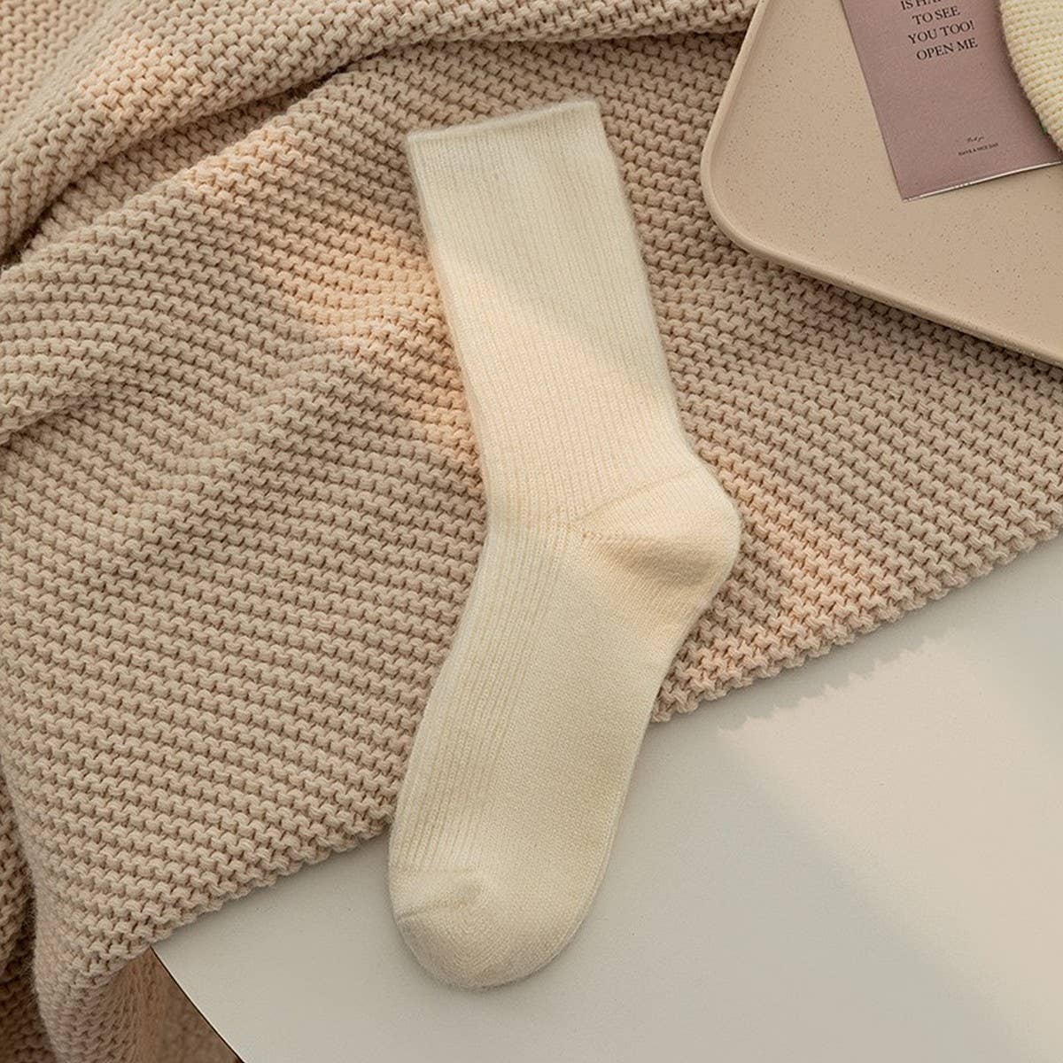 AUTUMN AND WINTER SOLID COLOR ALL MATCH PILE SOCKS_CWMS1048
