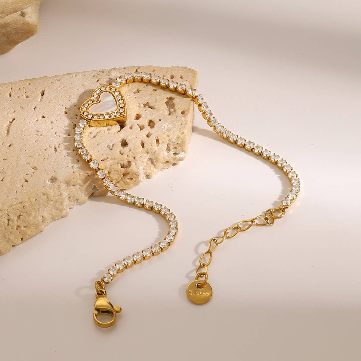 HEART FULL ZIRCON BRACELET IN TITANIUM STEEL_CWAJE4871