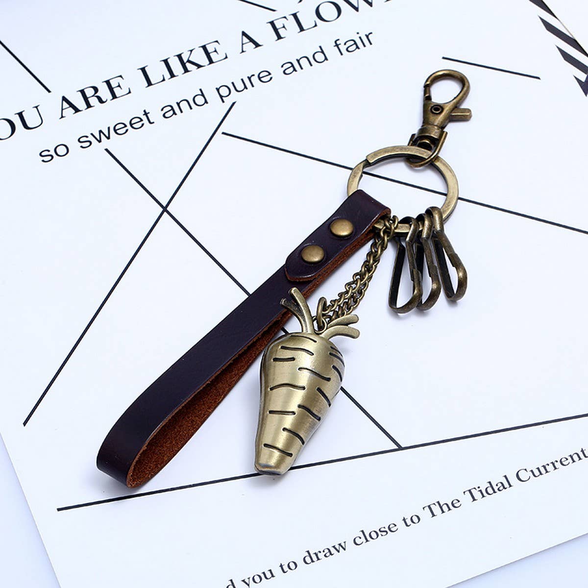 RETRO CUTE ALLOY CARROT LEATHER KEYCHAIN_CWMM4787
