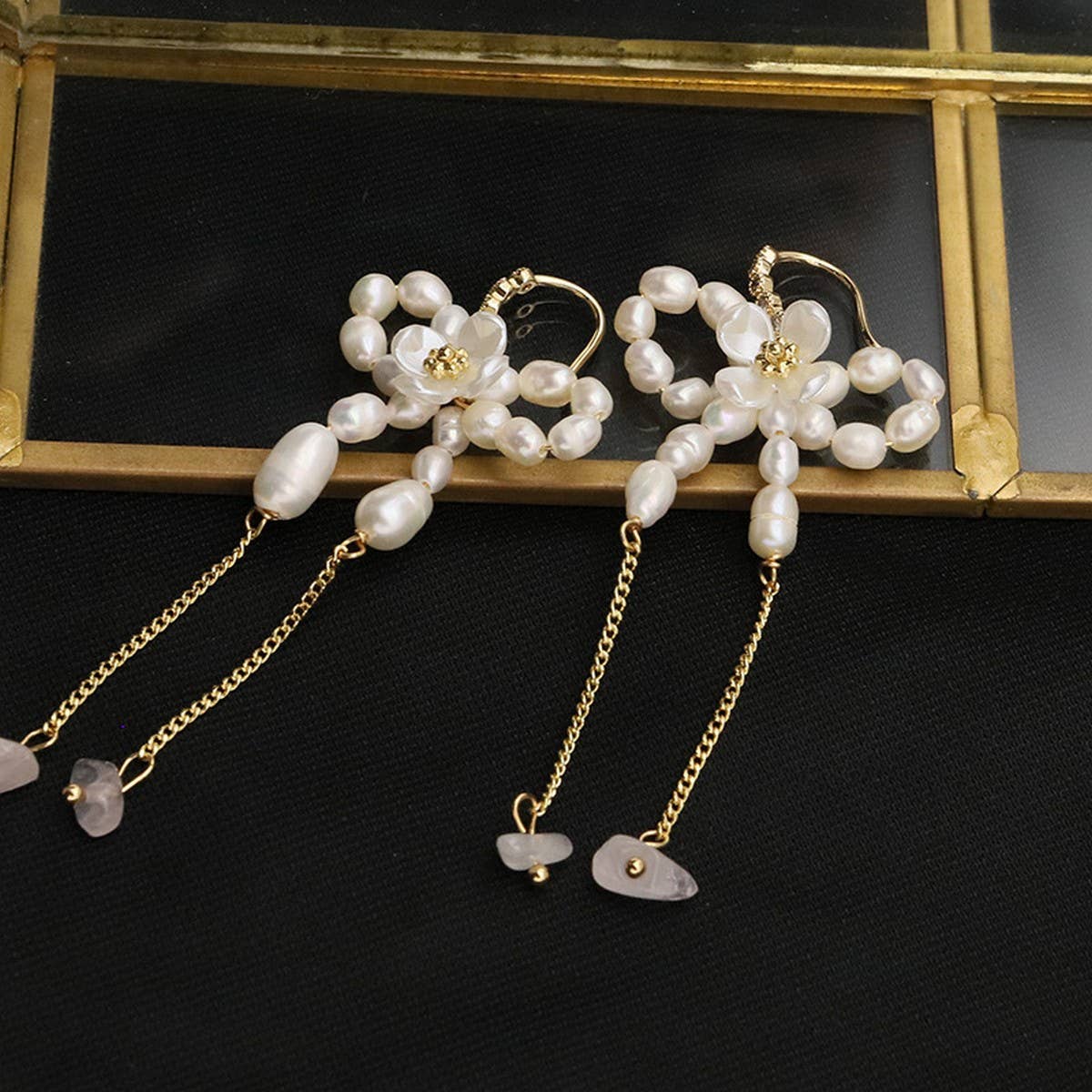 NATURAL FRESHWATER PEARL TASSEL BUTTERFLY EARRINGS_CWAJE3788