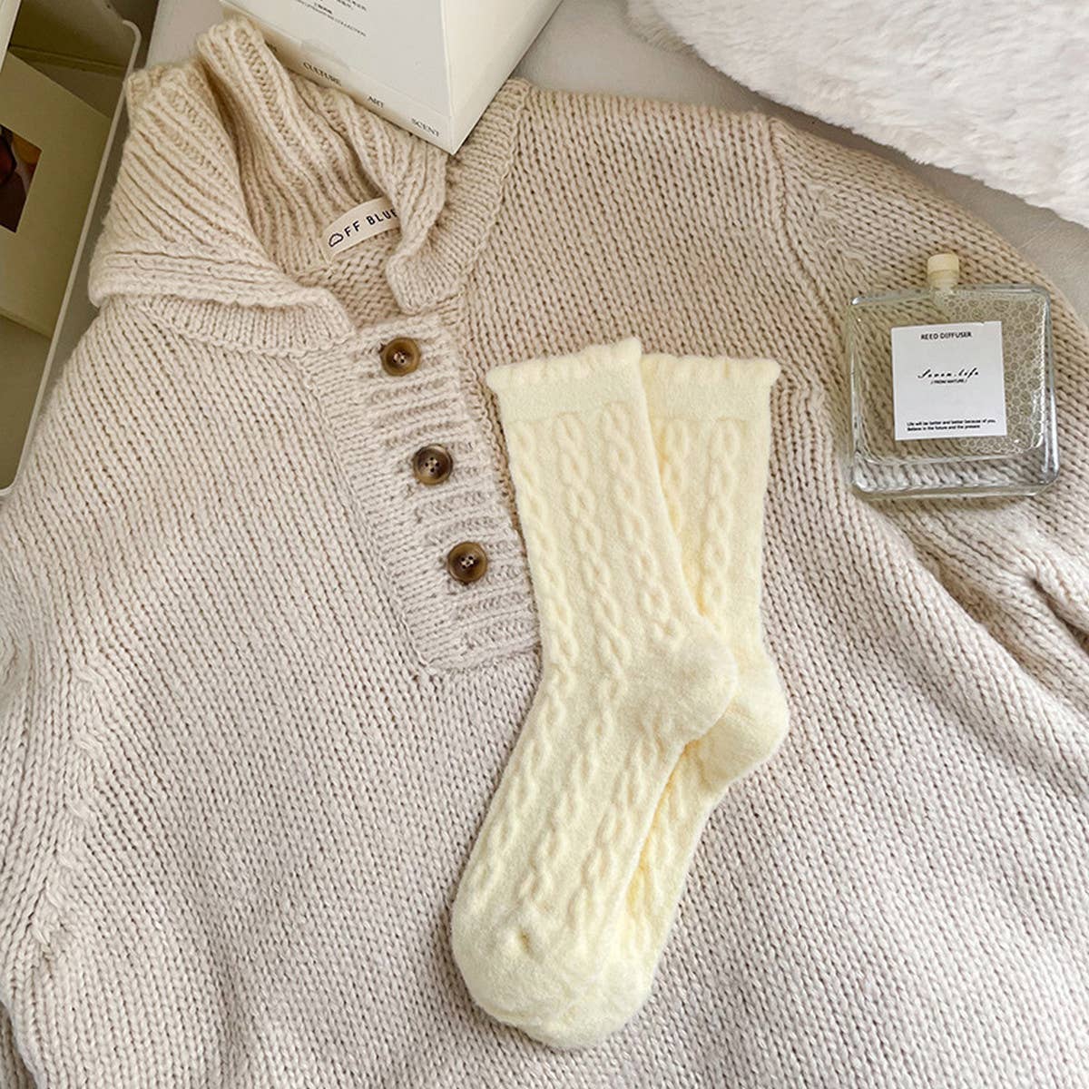 SOLID COLOR TWIST THICK WARM SOCKS_CWMS0879