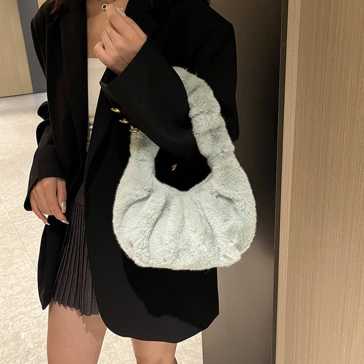 Winter Pleated Dumpling Bag One-Shoulder Plush Bag_Cwab3944