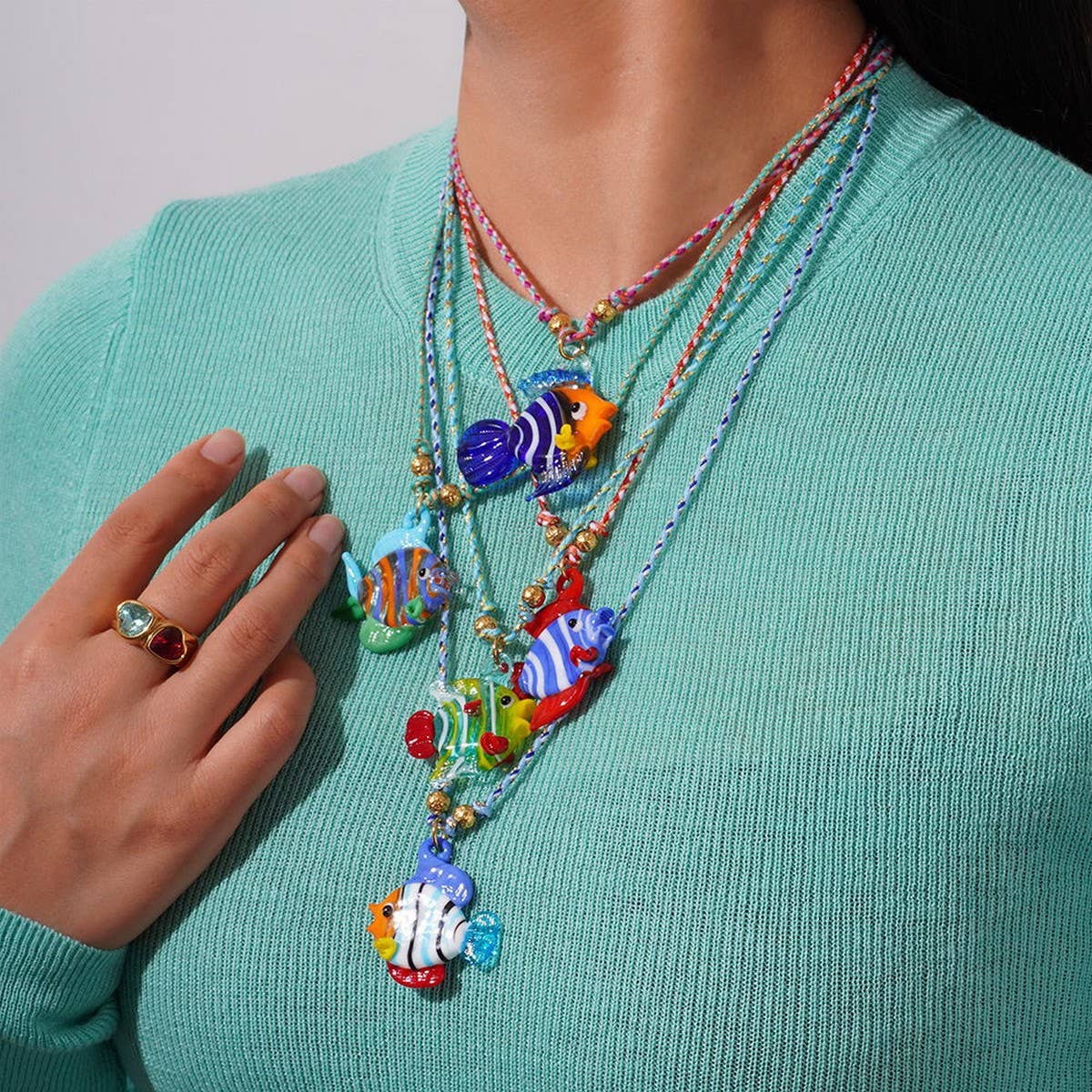 COLORFUL GLASS FISH OCEAN PENDANT NECKLACE_CWMM7525
