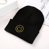 Cwah04346_Embroidered Smiley Knit Beanie Hat
