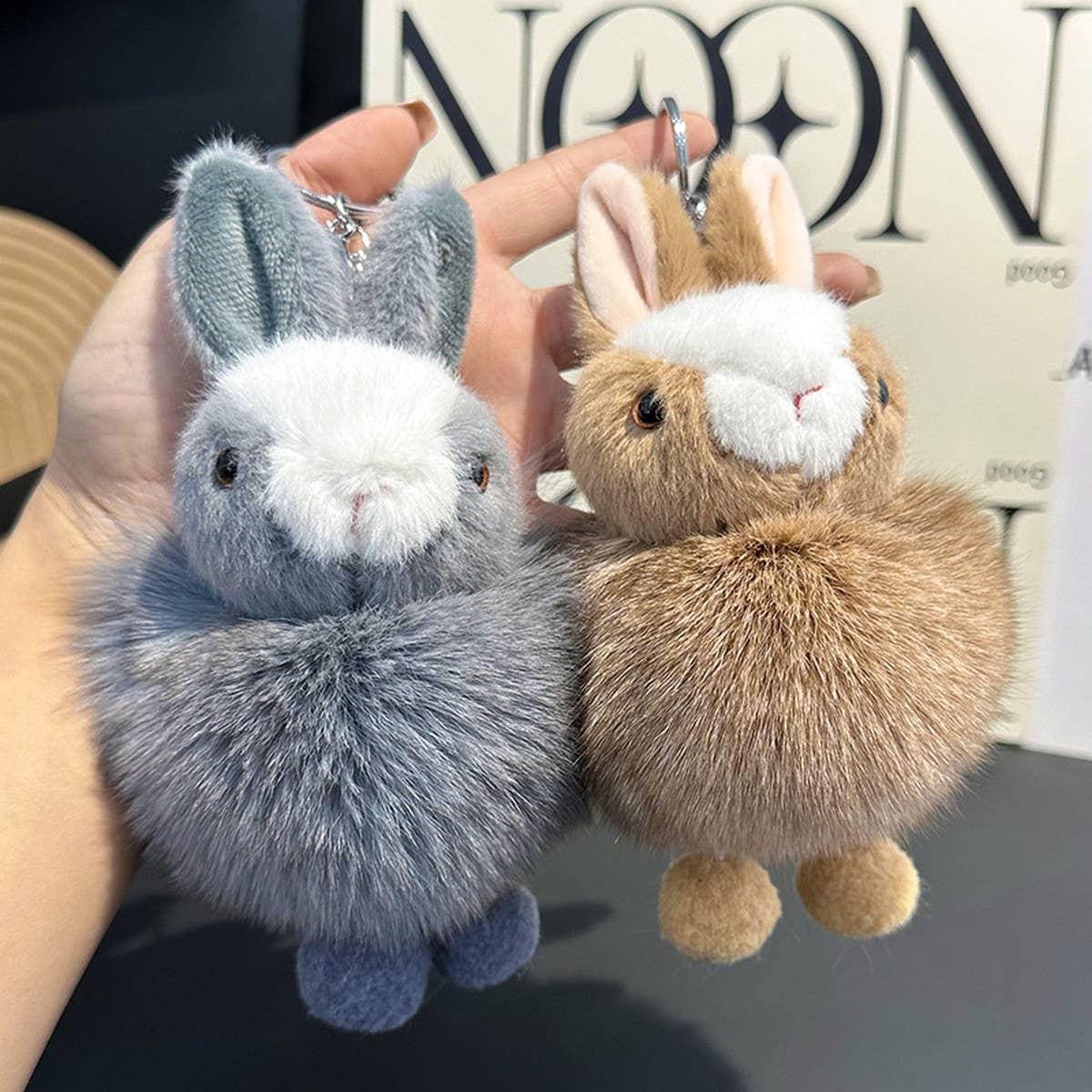 CUTE BUNNY CAR KEYCHAIN PENDANT ACCESSORIES_CWMM2606