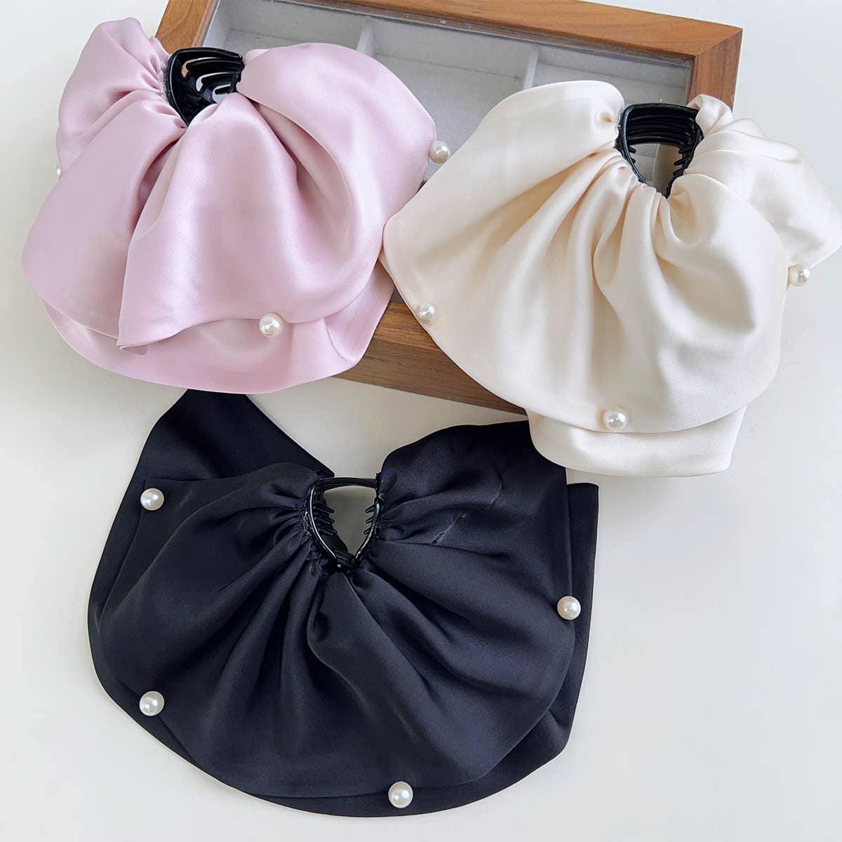 Elegant Skirt Design Hair Clip For Daily Wear_Cwaha07376