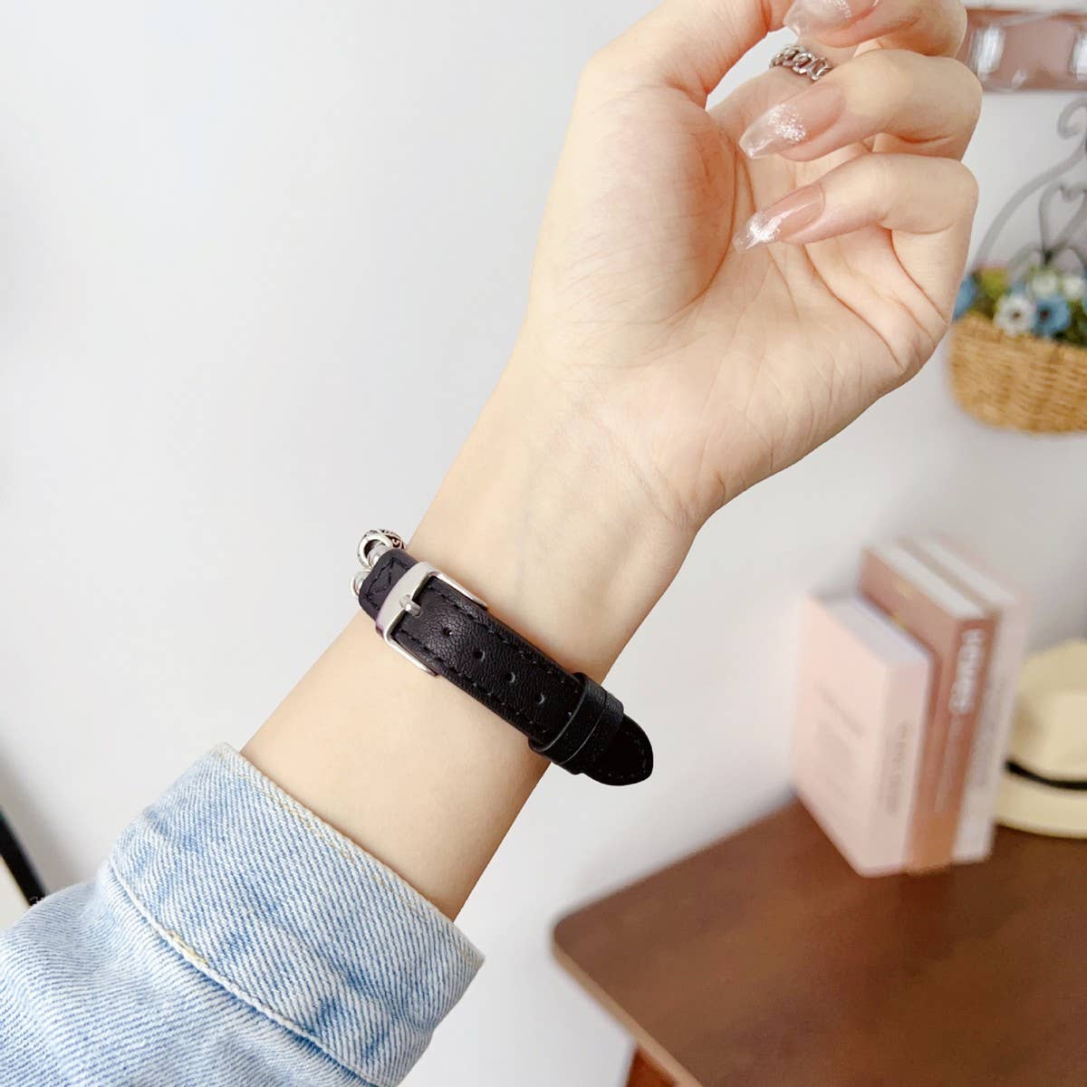 IWATCH8 1 SE TIBETAN SILVER GENUINE LEATHER STRAP_CWWW0071