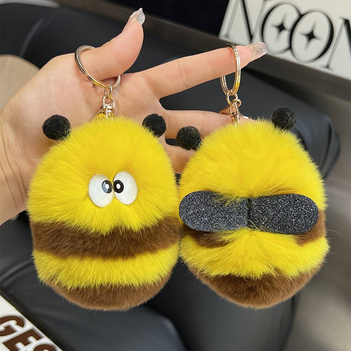 CUTE PLUSH BEE CAR KEYCHAIN BAG PENDANT GIFT_CWMM2586