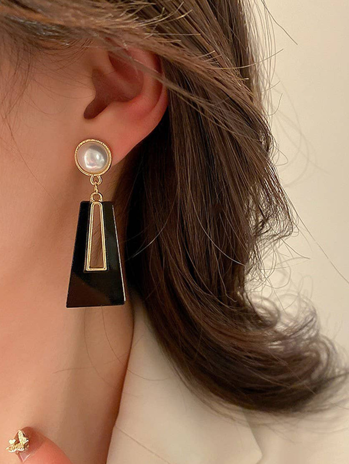 TEMPERAMENT GEOMETRIC TRAPEZOIDAL EARRINGS_CWAJE2053