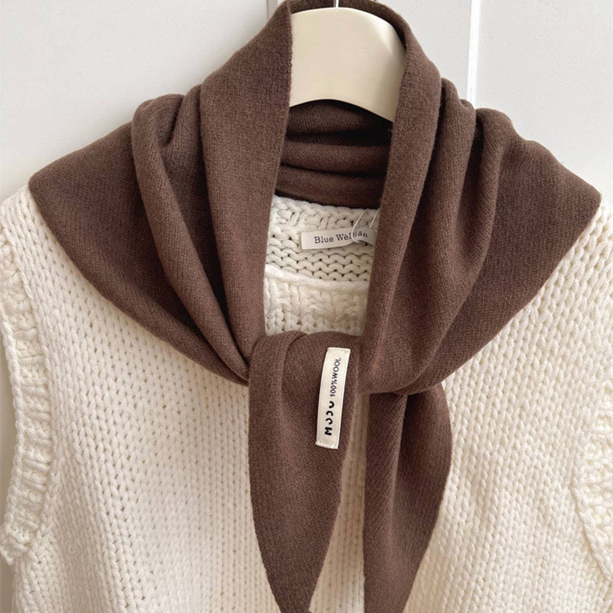 100% Wool Knit Triangle Scarf Multi-Use_Cwov00277
