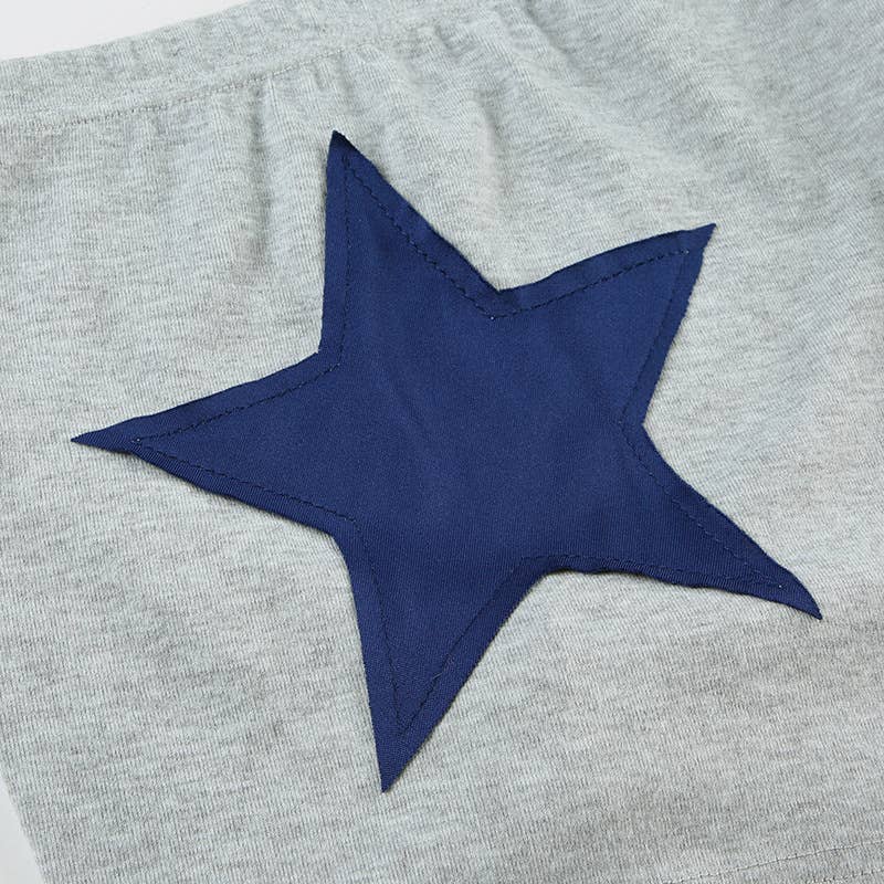 Star Contrast Sticker Sports Casual Shorts