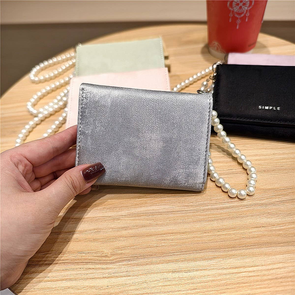 Velvet Pearl Letter Trifold Mini Wallet_Cwab06211
