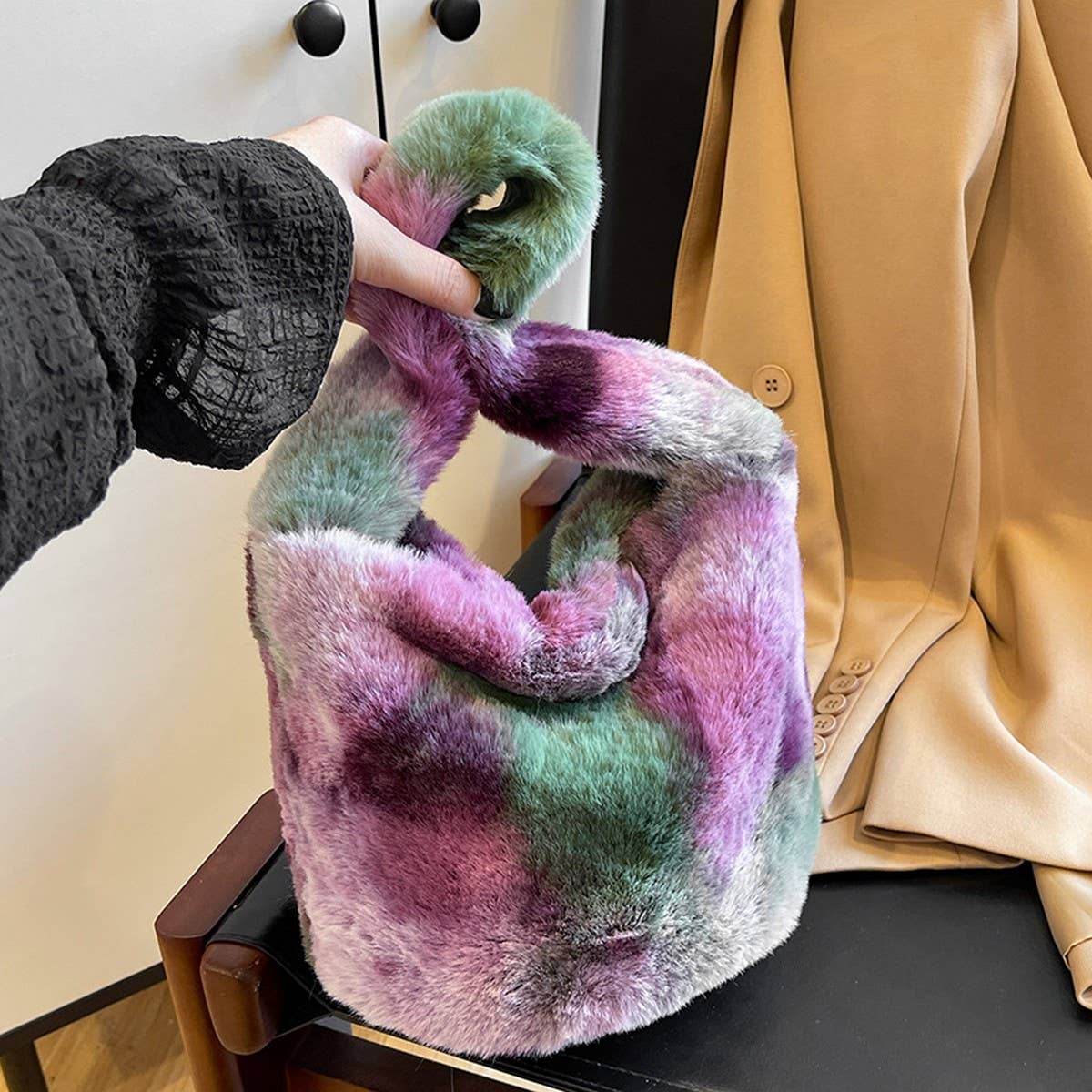 Winter Single Shoulder Portable Bucket Plush Bag_Cwab4016