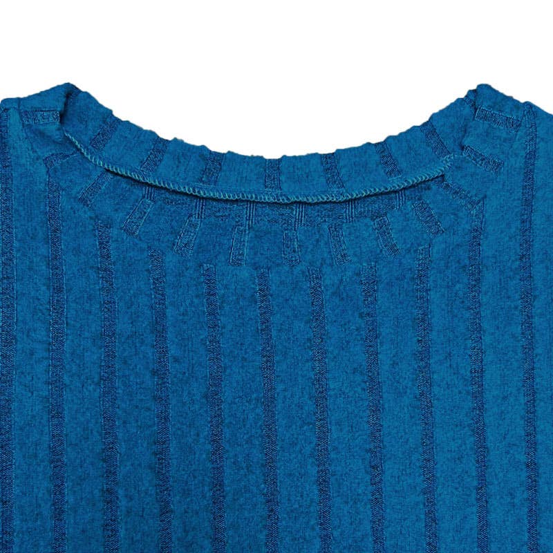 Two-Piece Suit With Crew Neck And Long Sleeves