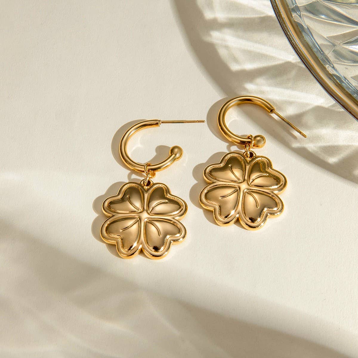 HIGH END LOVE FOUR LEAF CLOVER EARRINGS_CWAJE1895