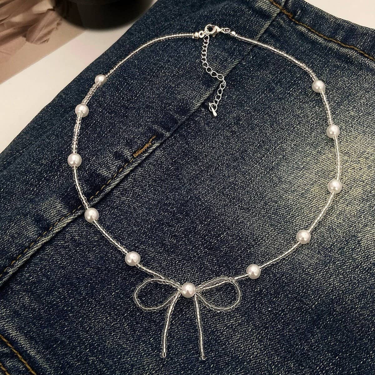 ELEGANT AND FRESH BOW BEADED PEARL NECKLACE_CWAJE3057