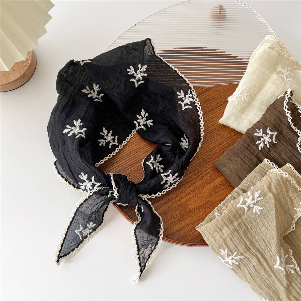 Cwasc2388_Cotton And Linen Lace Triangular Scarf For Women
