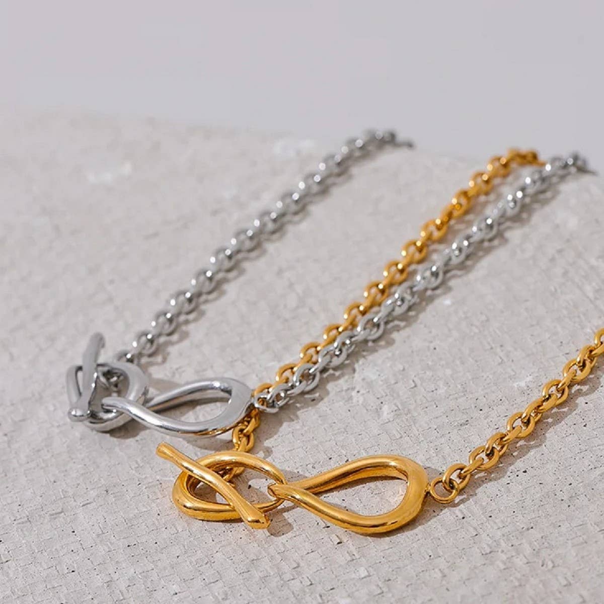 Titanium Steel Necklace With Bow Pendant_Cwmm5653