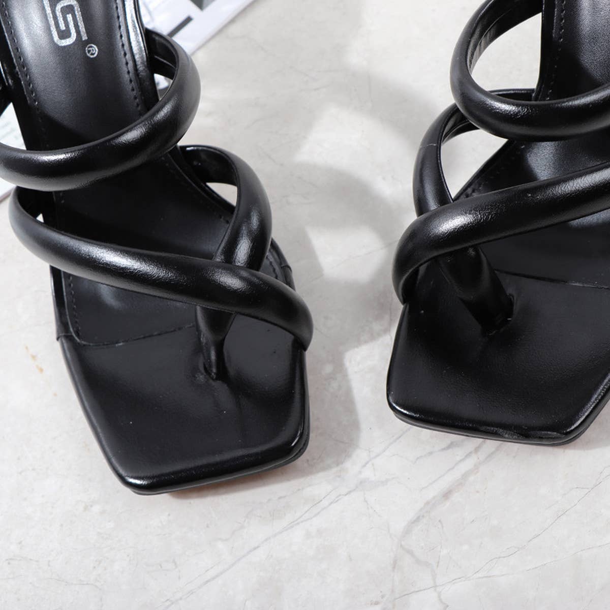 SOLID COLOR FLIP UP SANDALS AND HIGH HEELS_CWSHS0565