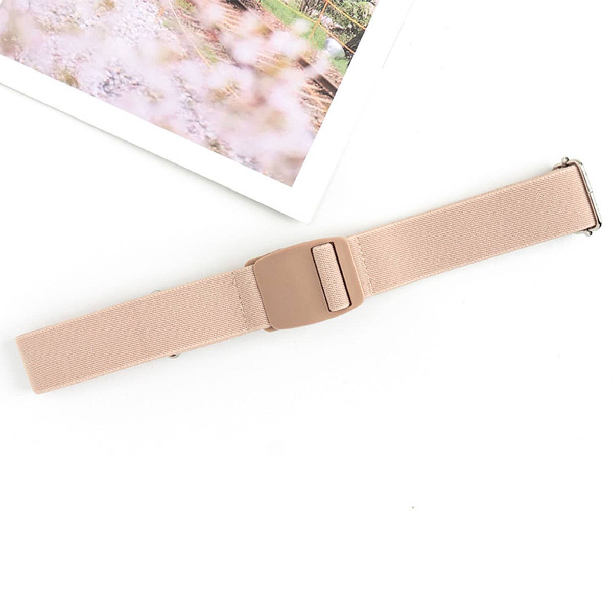 SOLID WOVEN BUCKLELESS ELASTIC WAISTBAND_CWABE0674