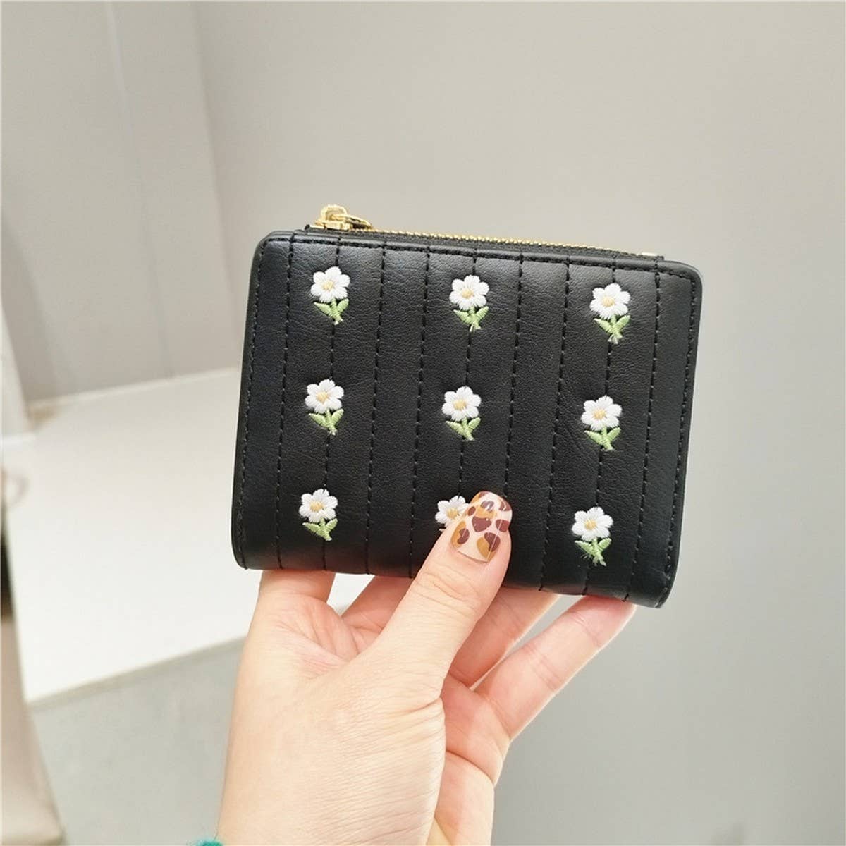 SWEET LADY FASHION CUTE EMBROIDERED LADIES WALLET_CWAB2570