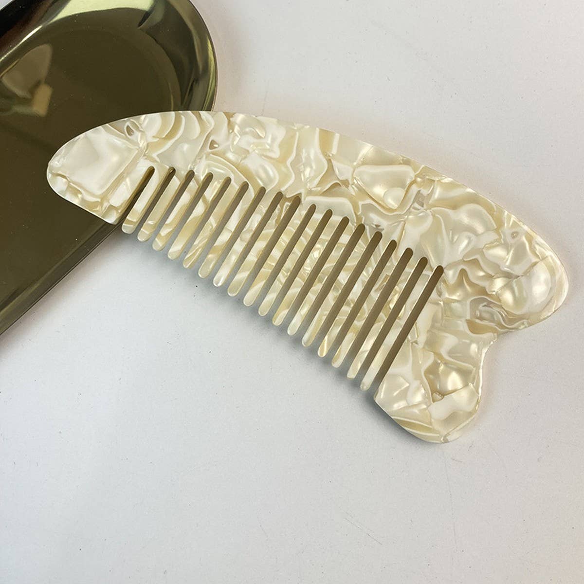 ACETATE ANTI STATIC COMB WITH FINE TEETH HEART_CWMM6437