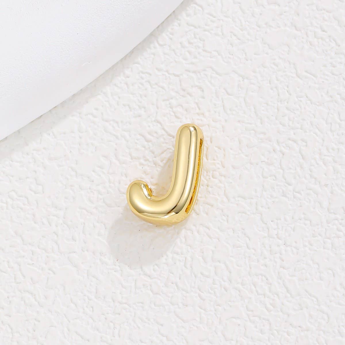 SIMPLE SMOOTH 26 LETTERS PENDANT NECKLACE_CWMM5874