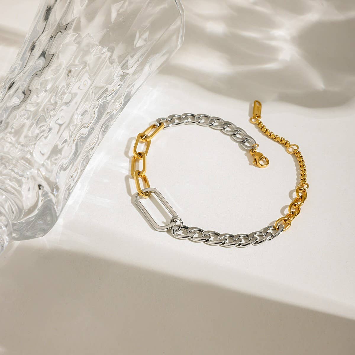 MINIMALIST GOLD SILVER CHAIN BRACELET IN STEEL_CWAJE4787