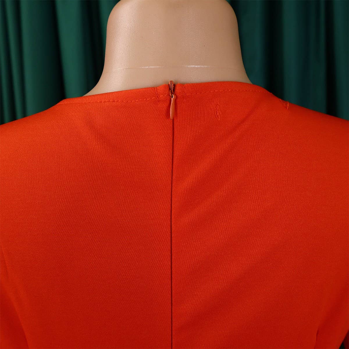 RUFFLED RETRO V NECK HIP HUGGING PENCIL DRESS_CWDSD6140