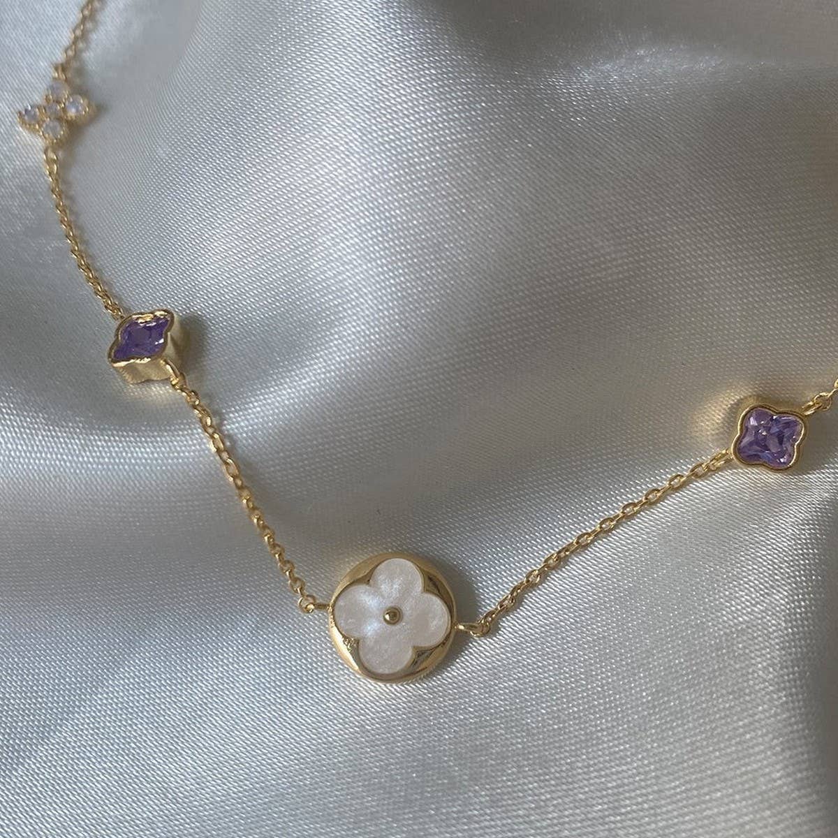 FOUR LEAF CLOVER SNOWFLAKE ZIRCON NECKLACE_CWMM5303