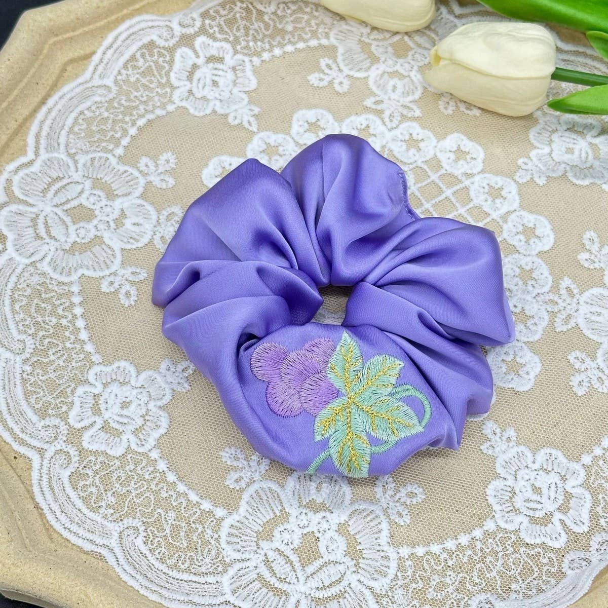 GRAPE HEAVY INDUSTRY EMBROIDERED FLOWER HAIRBAND_CWAHA3698