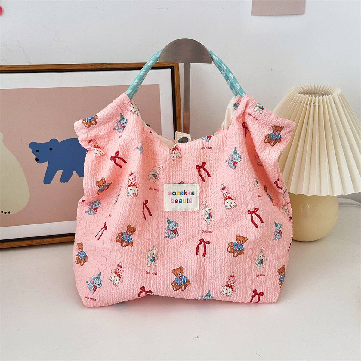 Cwab3909_Cartoon Embossed Canvas Commuter Handbag