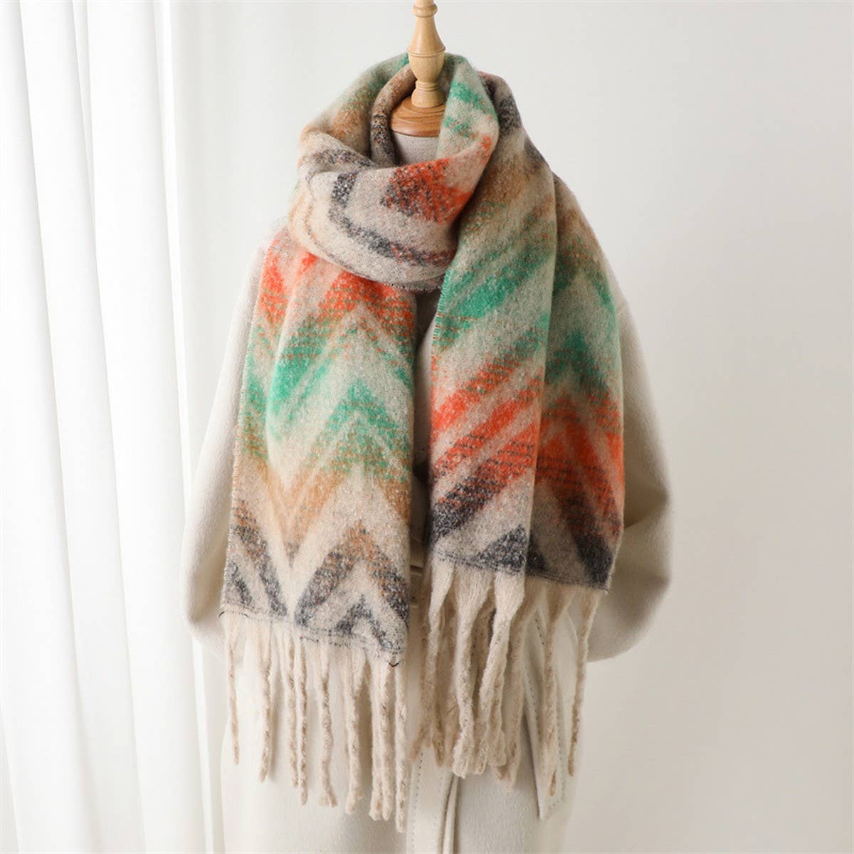 Zigzag Color Stripe Fringe Scarf For Winter_Cwasc2761