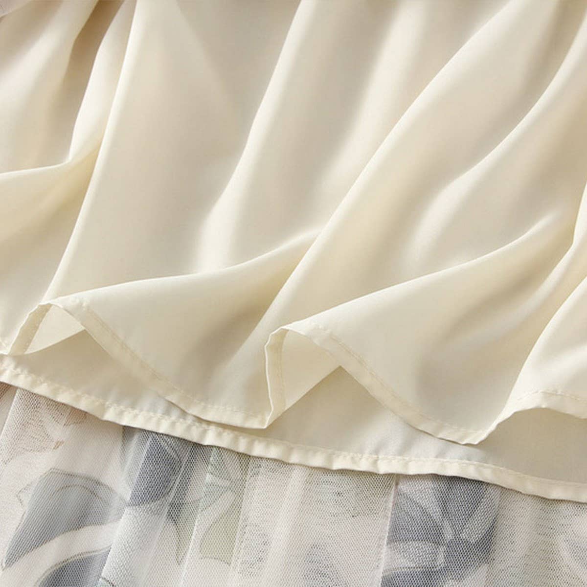 FLORAL PRINT TULLE PLEATED MIDI SKIRT_CWBMS0406