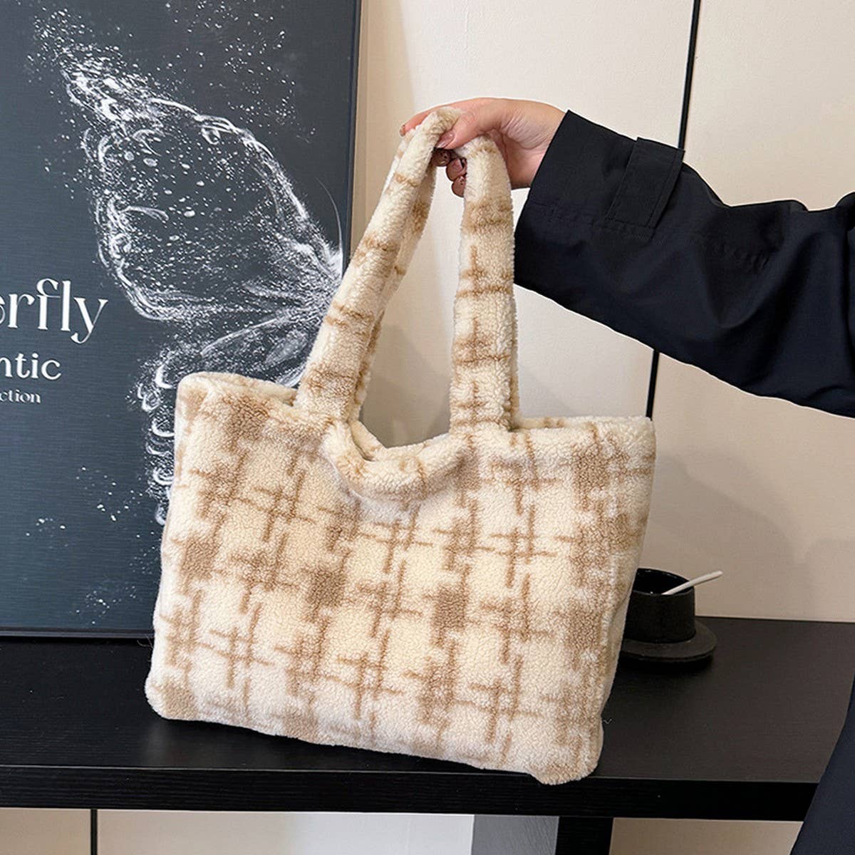 Winter Lambskin Plaid Single Shoulder Plush Bag_Cwab4019