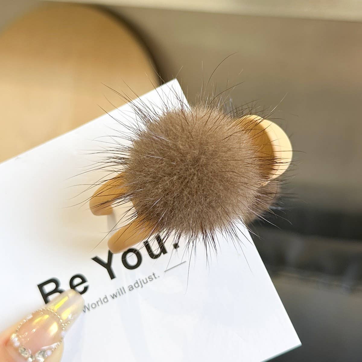 MINK FUR BALL HAIR CLAW CUTE WINTER FLUFFY CLIP_CWAHA3310