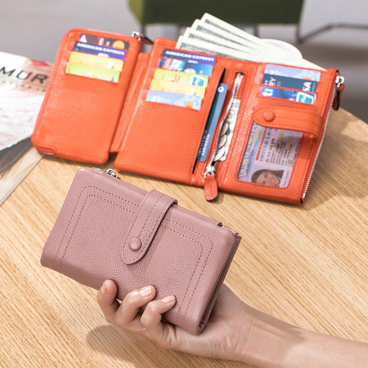 SOFT LEATHER SHORT STYLISH FOLDING LEATHER WALLET_CWAB3779