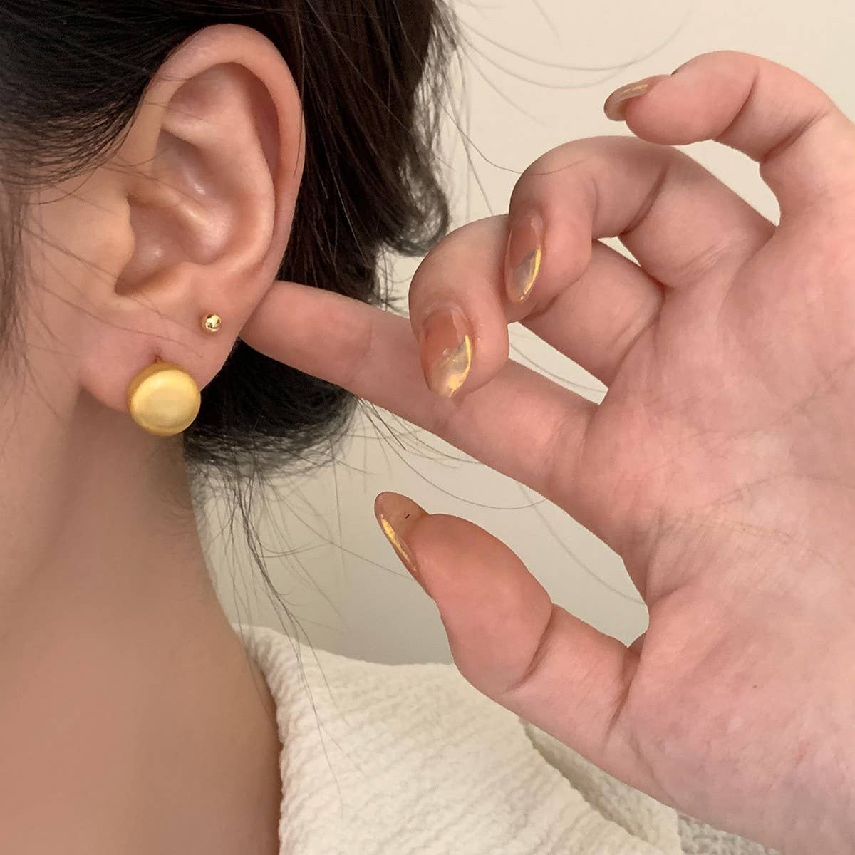 RETRO AND VERSATILE HIGH END BRUSHED EARRINGS_CWAJE3123