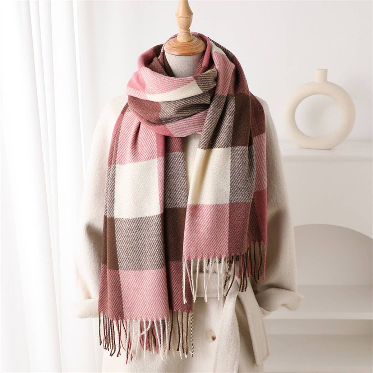 Warm Checkered Scarf Shawl For Cold Weather_Cwasc2763