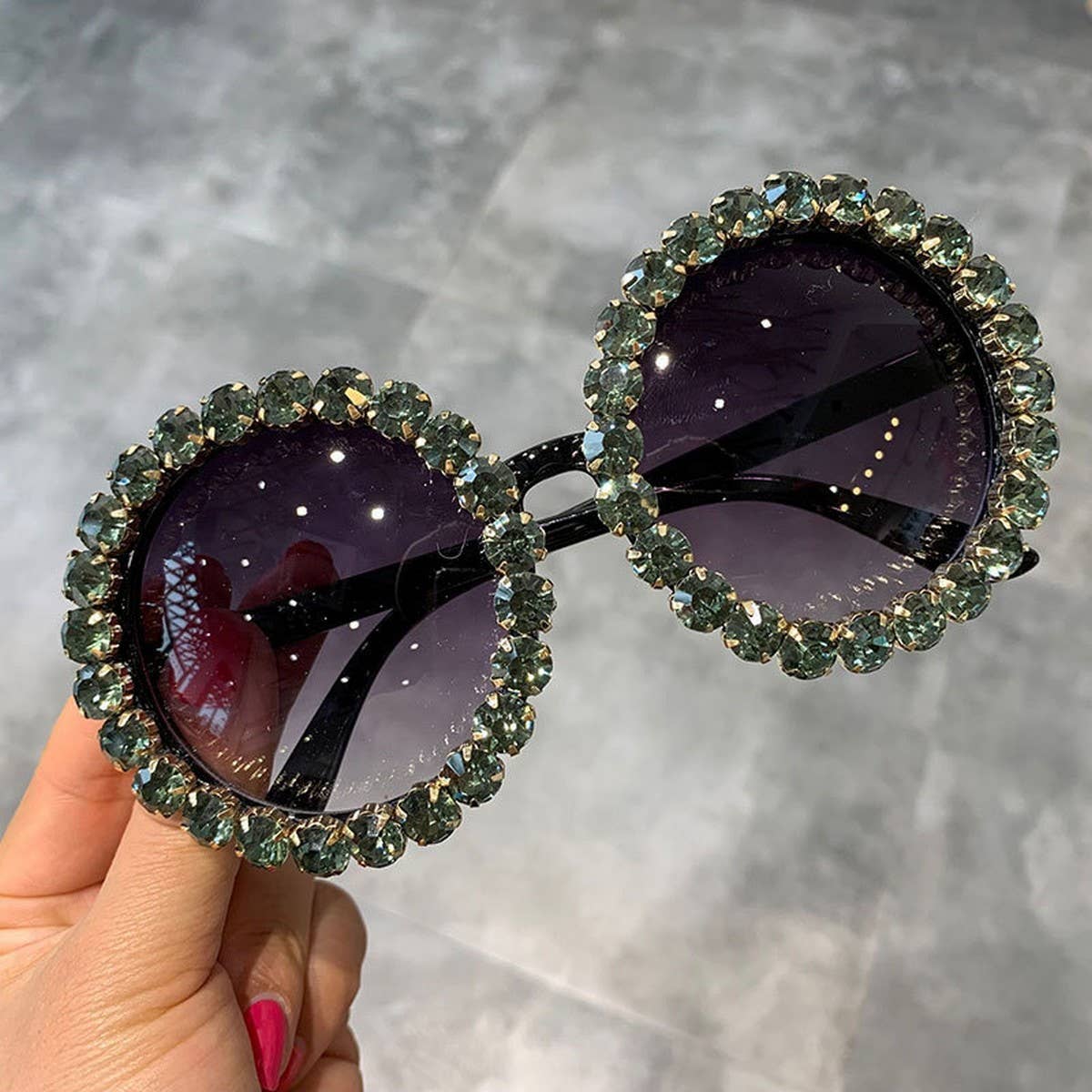 DIAMOND EXAGGERATED ROUND FRAME SUNGLASSES_CWASG0789