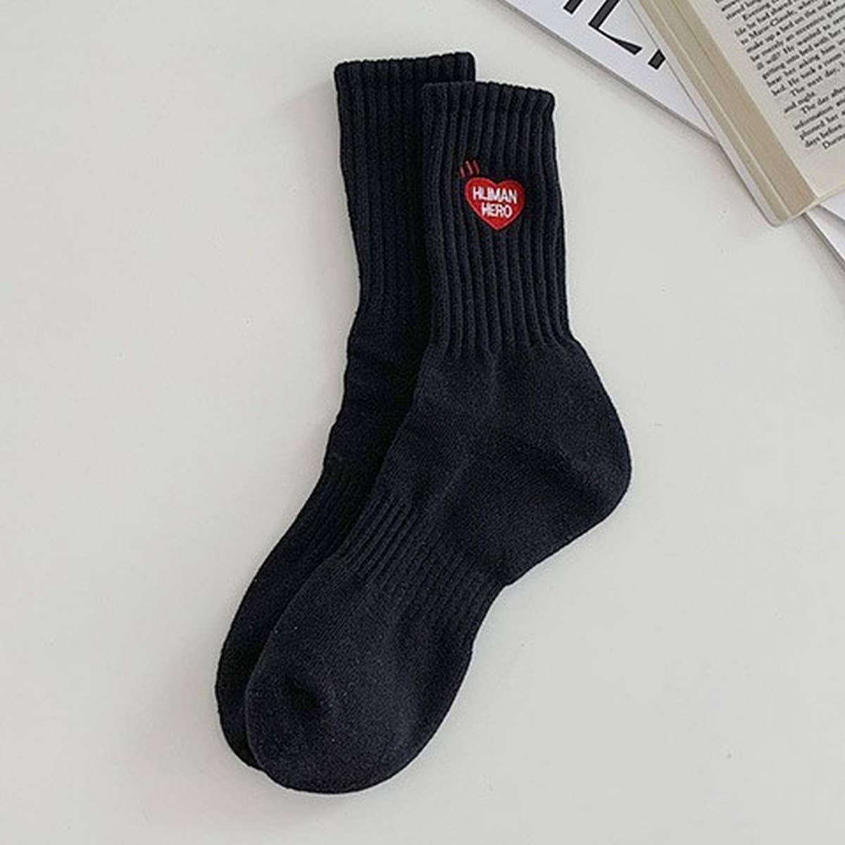 AUTUMN AND WINTER EMBROIDERED POLAR BEAR SOCKS_CWMS1052