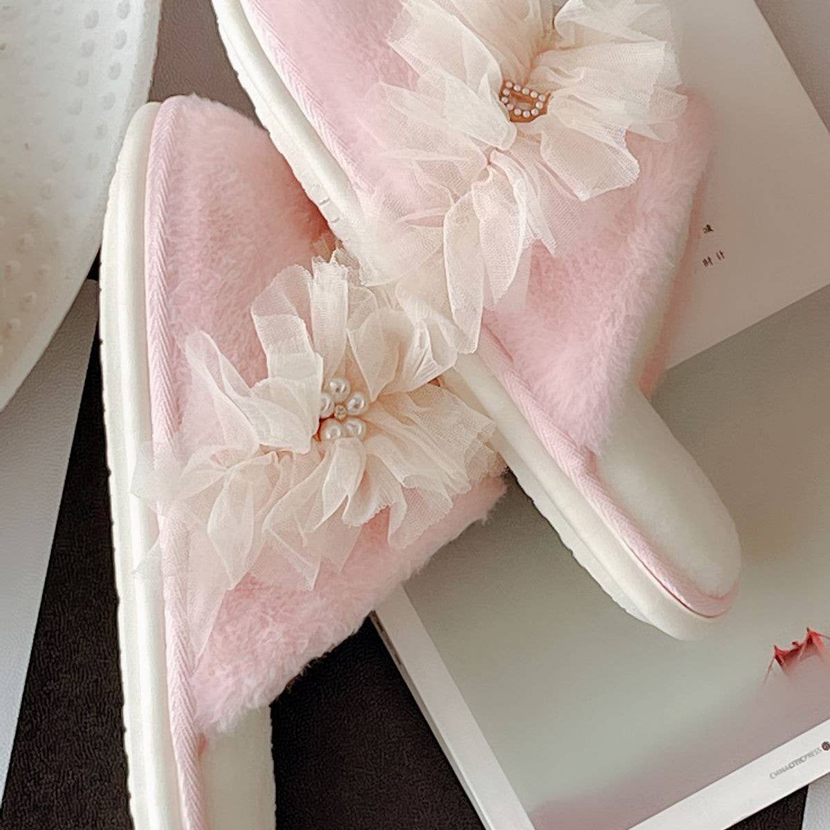CUTE PRINCESS HOME COTTON SLIPPERS FOR WOMEN_CWMM2956