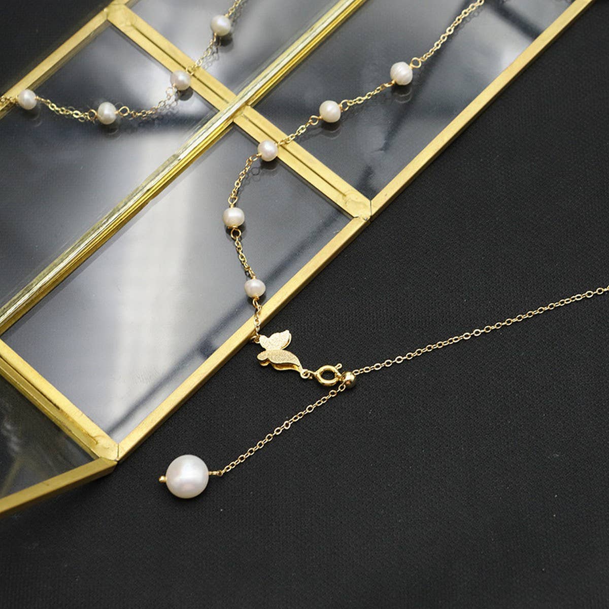Womens High-End Natural Pearl Necklace
