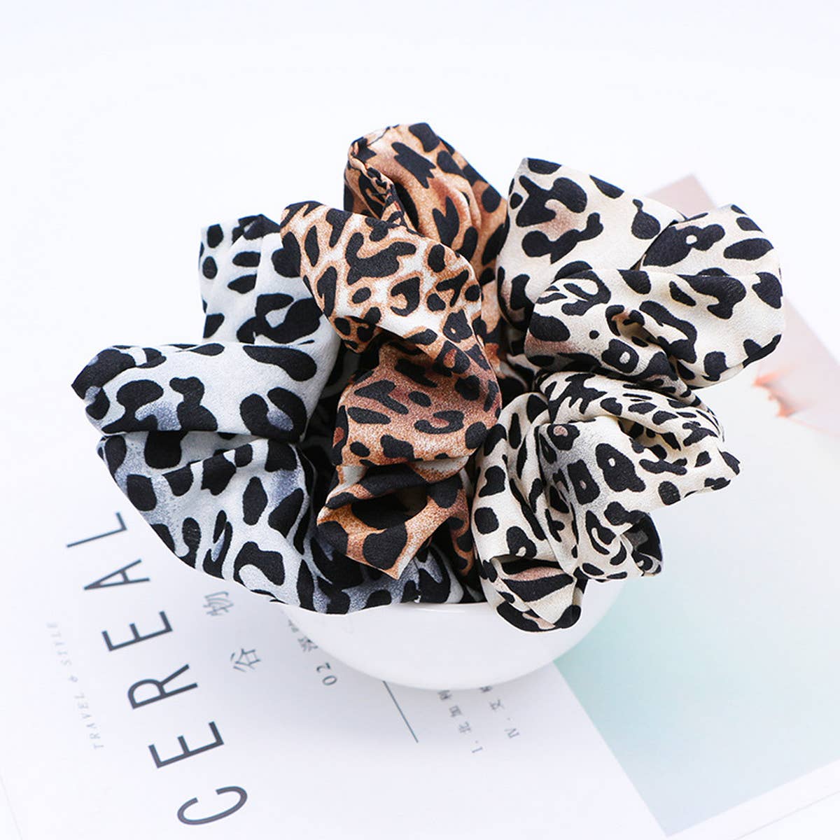 NEW LEOPARD PRINT LARGE INTESTINE HAIR TIE_CWAHA1071