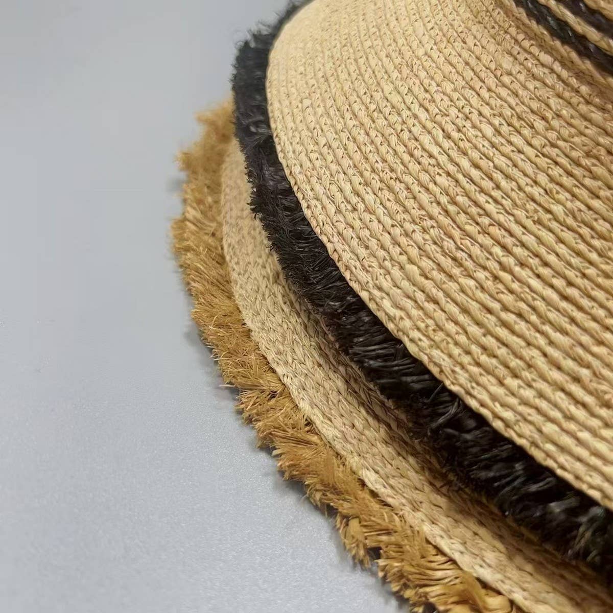 SUMMER HIGH END ROUND TOP FUR EDGED STRAW HAT_CWAH3577